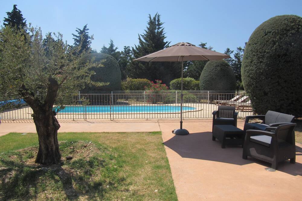 Photo of Outdoor in Robion