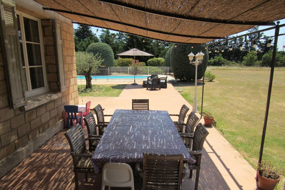 Photo of Patio Balcony in Robion