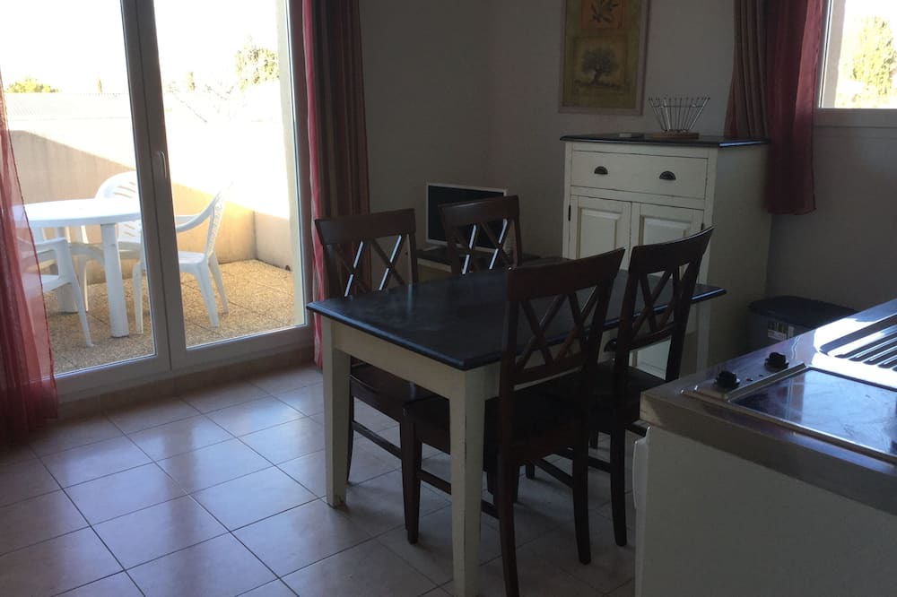 Photo of Livingroom in Mouries
