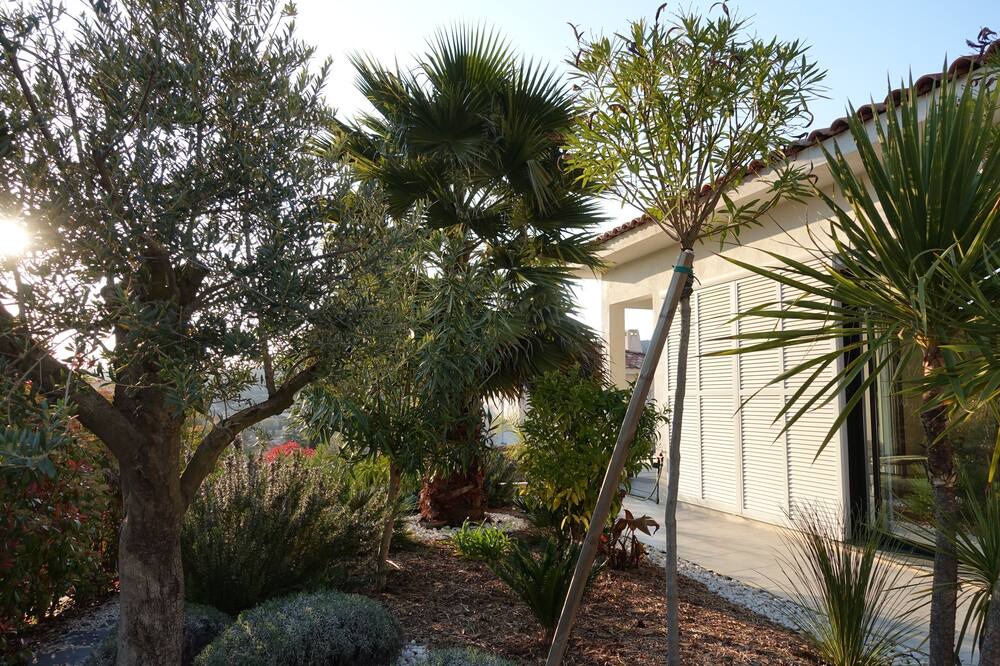 Photo of Outdoor in Ceyreste