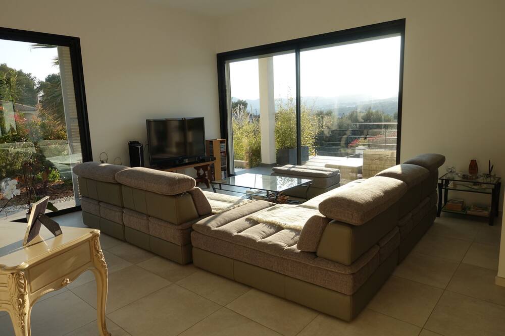 Photo of Livingroom in Ceyreste
