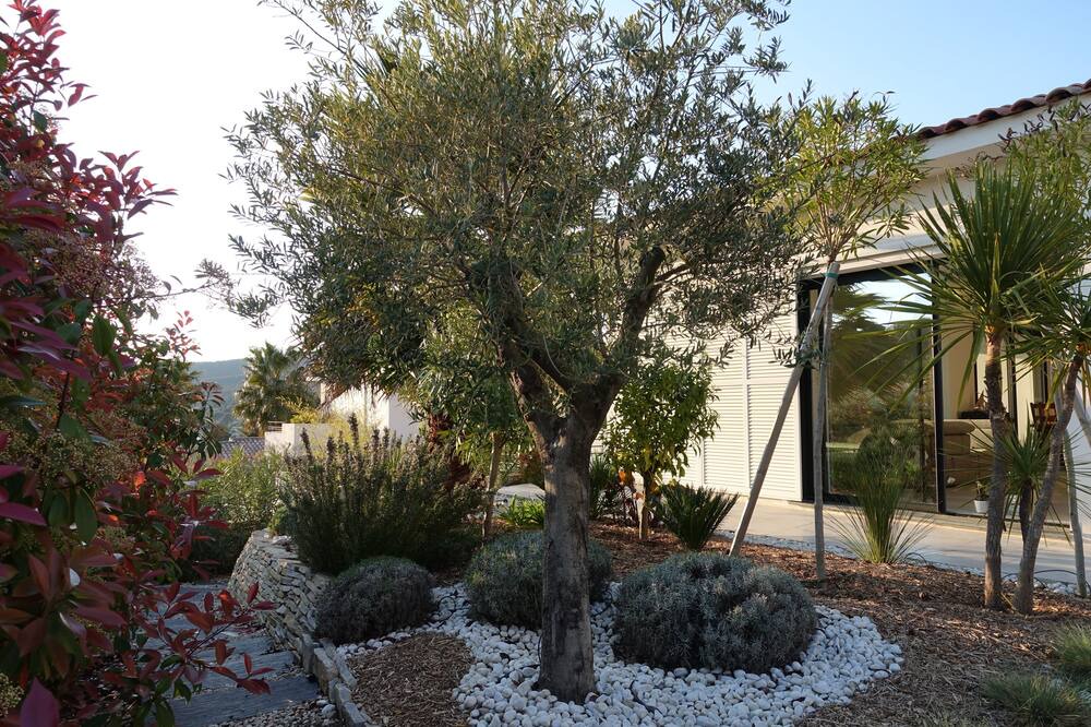 Photo of Outdoor in Ceyreste