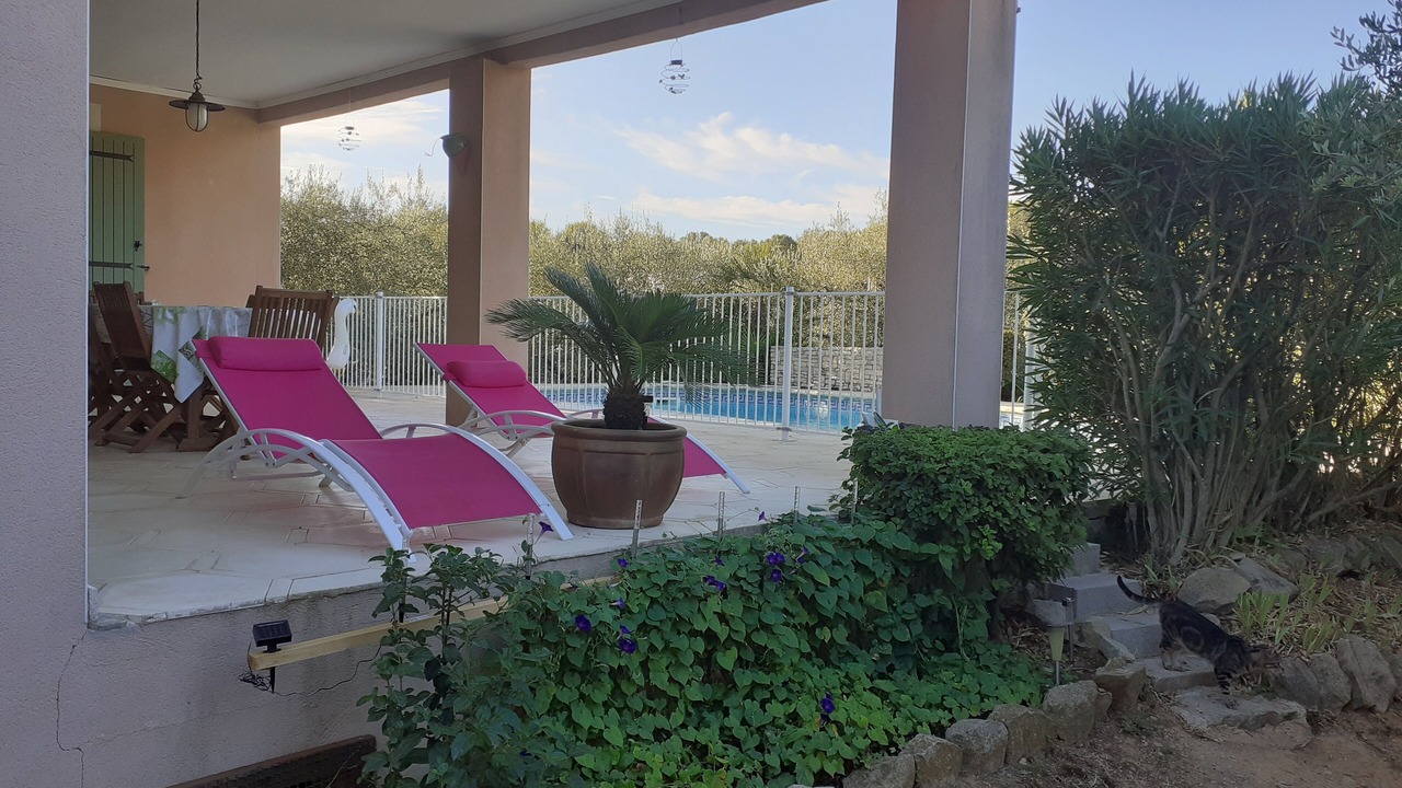 Photo of Patio Balcony in Caremeau