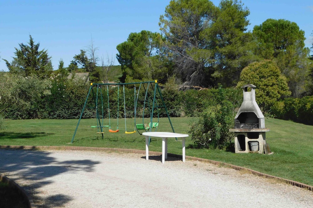 Photo of Others in Villetelle