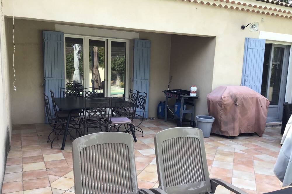 Photo of Patio Balcony in Velleron