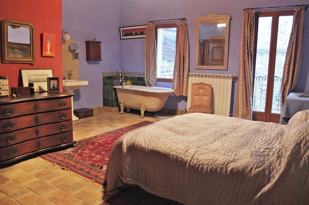 Photo of Bedroom in Tarascon