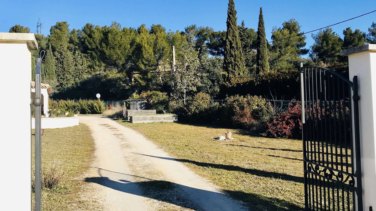 Photo of Outdoor in Simiane-Collongue