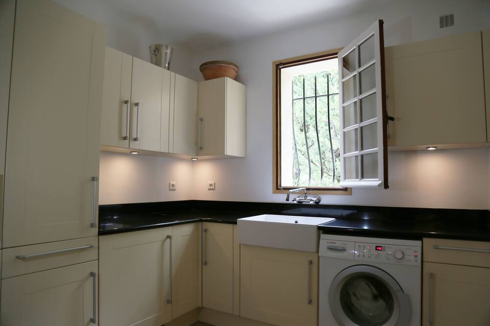 Photo of Kitchen in Seillans