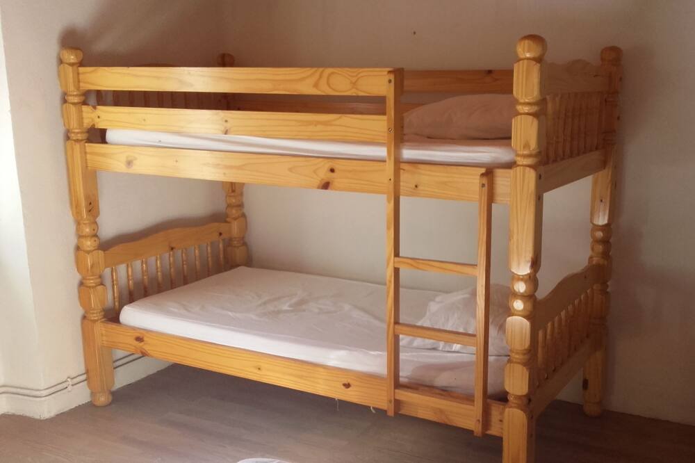 Photo of Bedroom in Beauvezer
