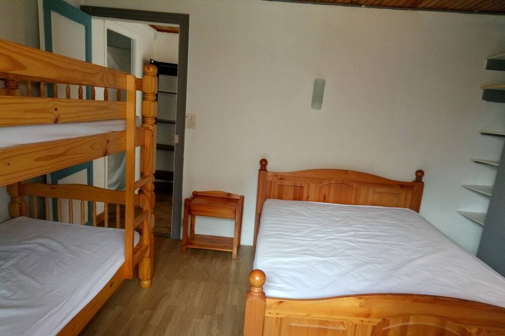 Photo of Bedroom in Beauvezer