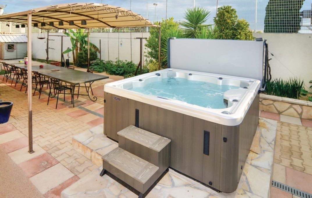 Photo of Outdoor in Tarascon