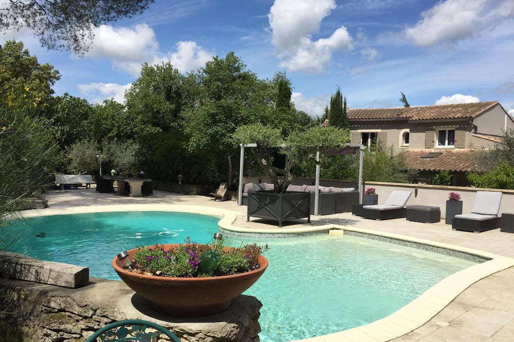 Photo of Outdoor in Mas-Blanc-des-Alpilles