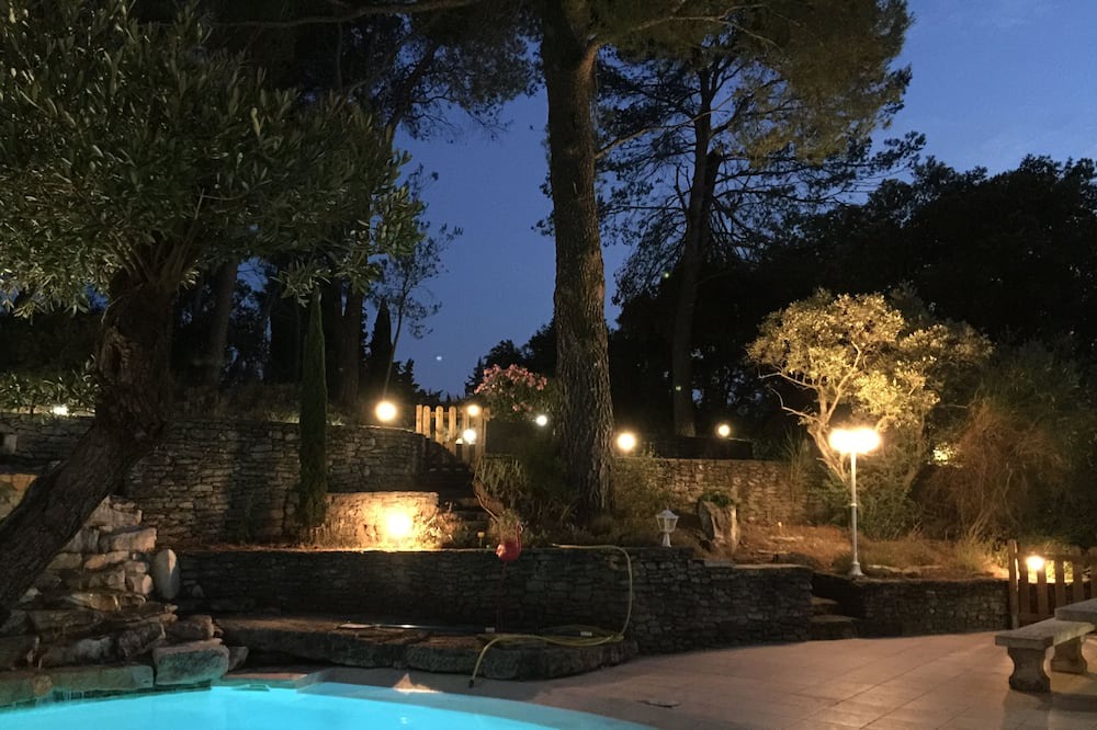 Photo of Outdoor in Mas-Blanc-des-Alpilles