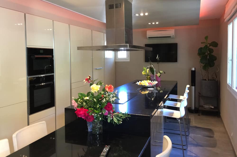 Photo of Kitchen in Mas-Blanc-des-Alpilles