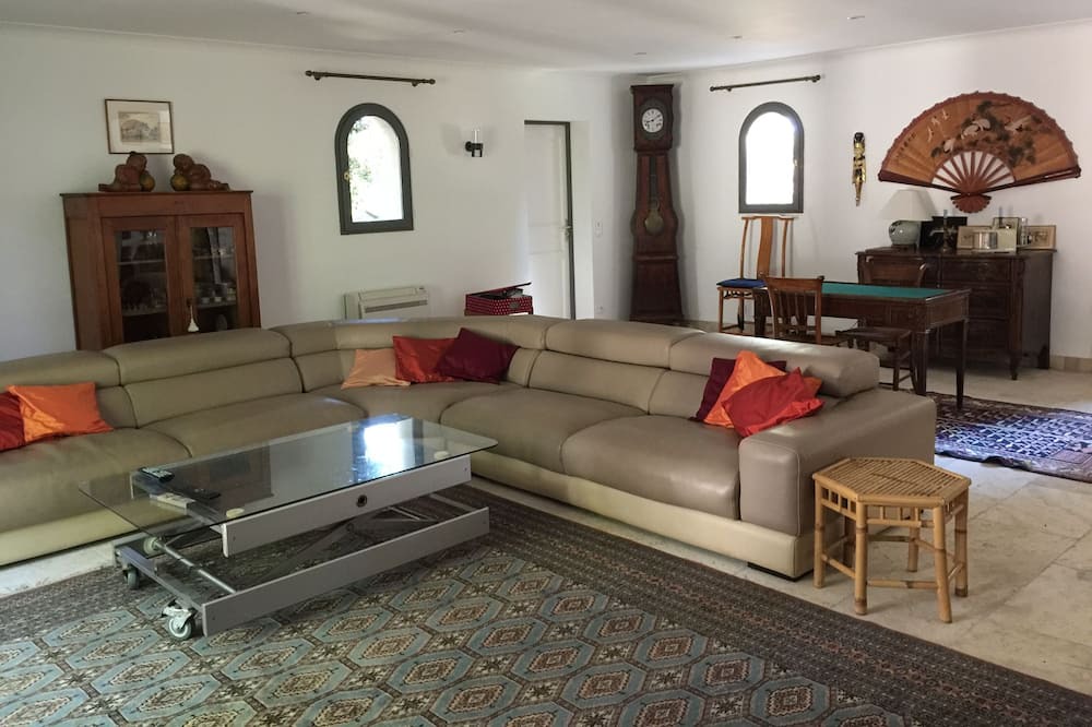 Photo of Livingroom in Mas-Blanc-des-Alpilles