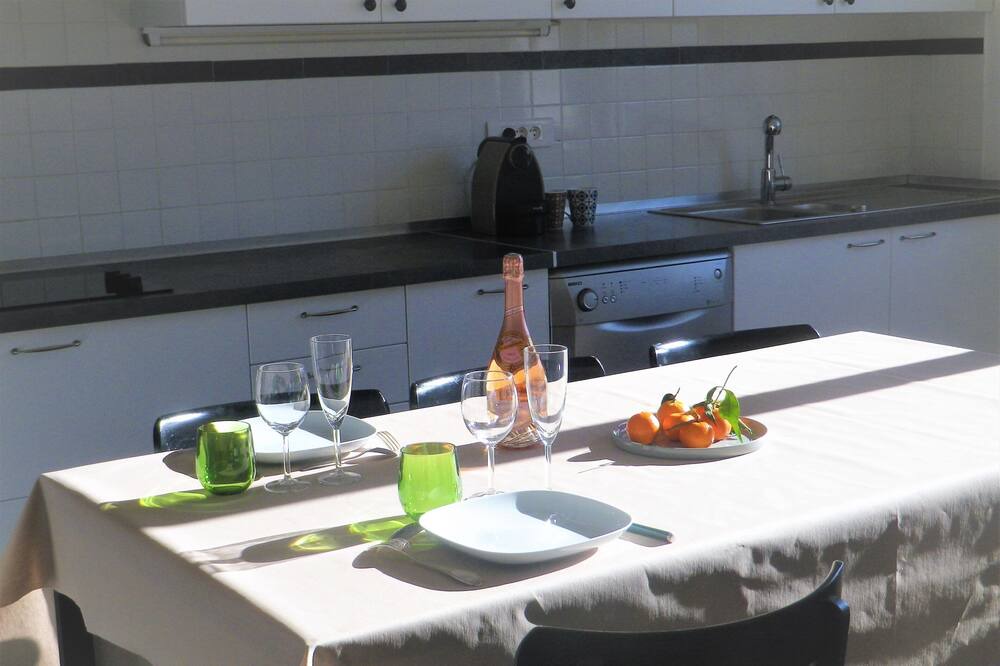 Photo of Kitchen in Saint-Quentin-la-Poterie