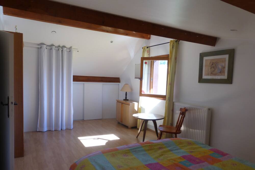 Photo of Bedroom in Saint-Michel-de-Chaillol