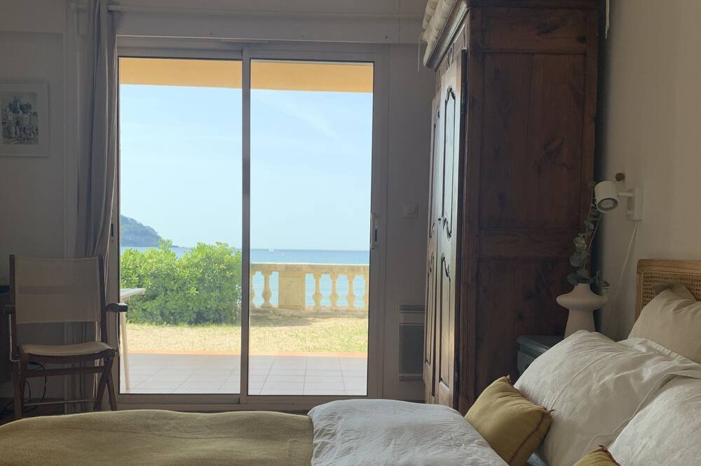 Photo of Bedroom in Les Lecques