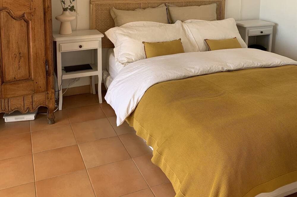 Photo of Bedroom in Les Lecques