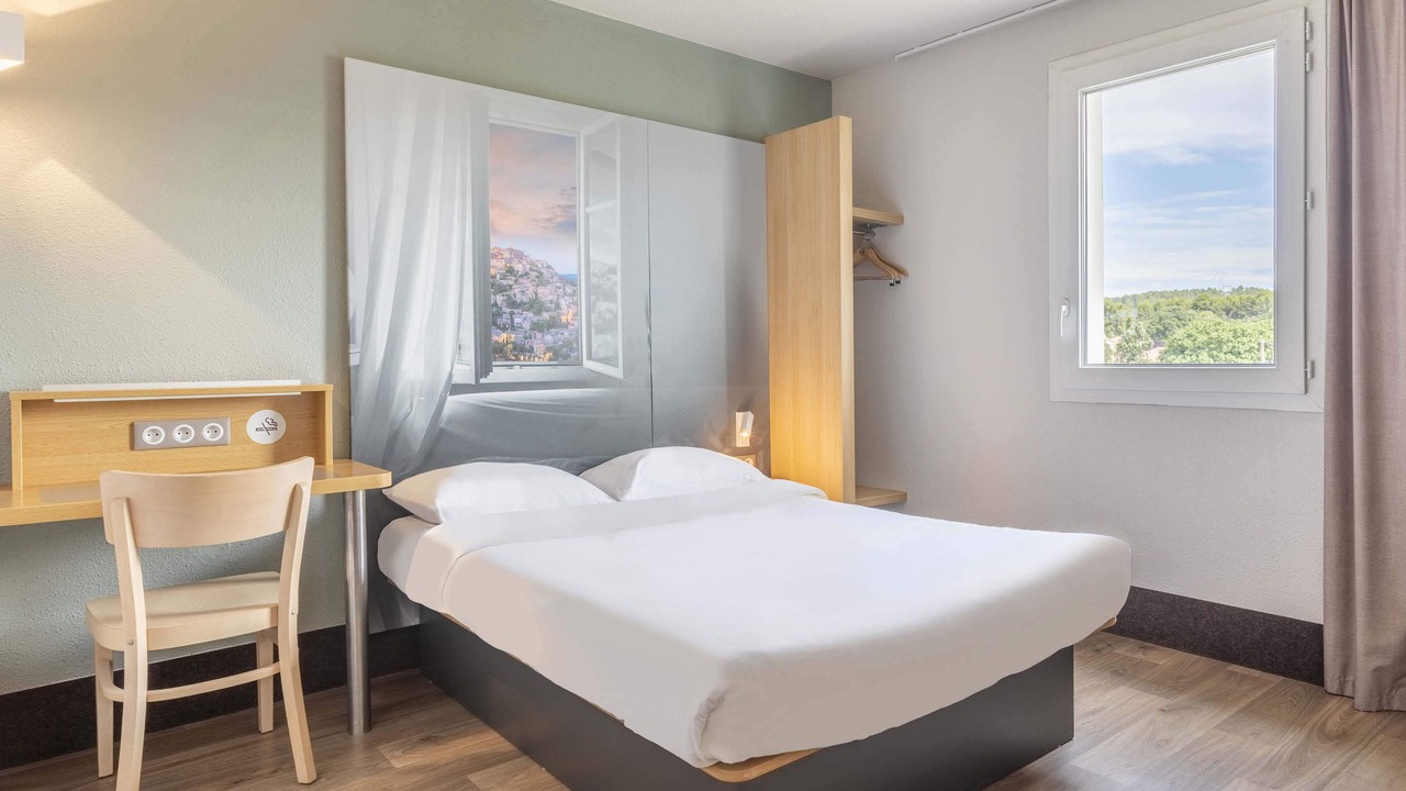 Photo of Bedroom in Salon-de-Provence