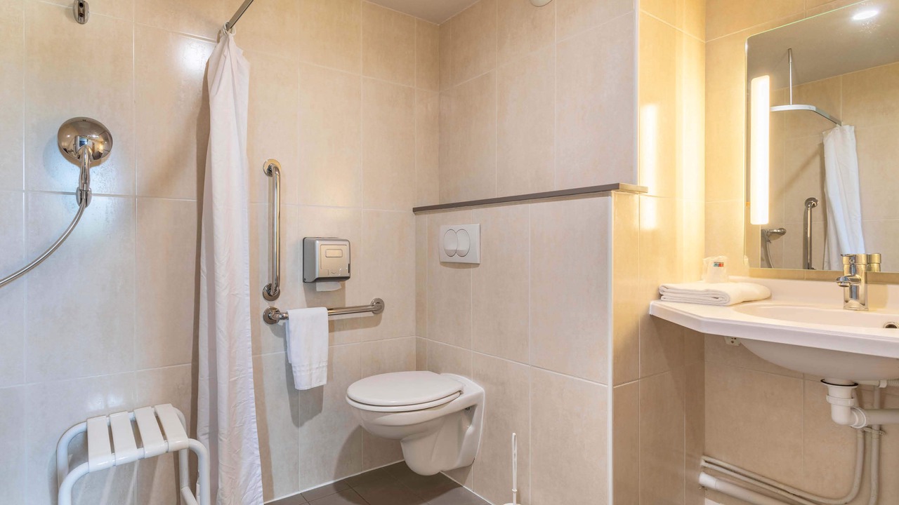 Photo of Bathroom in Salon-de-Provence
