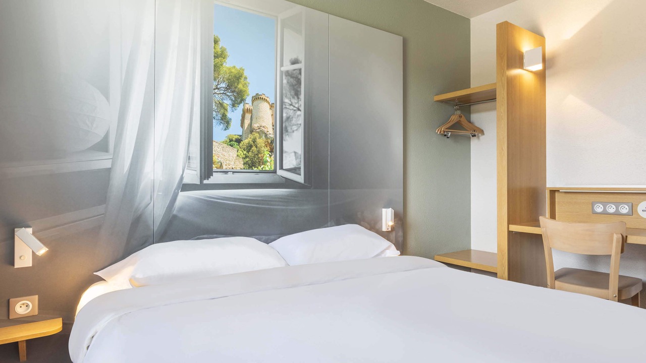 Photo of Bedroom in Salon-de-Provence