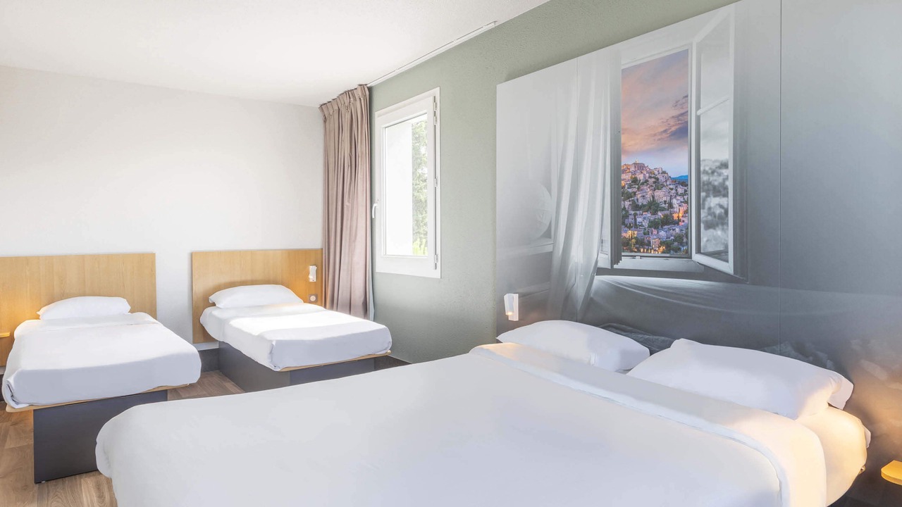 Photo of Bedroom in Salon-de-Provence