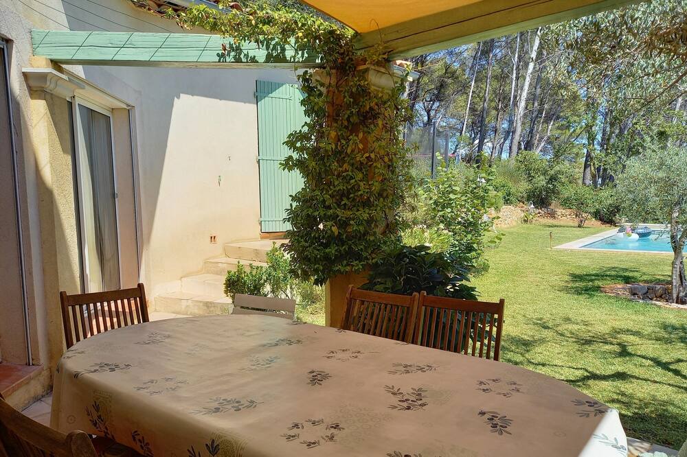 Photo of Patio Balcony in Cuers