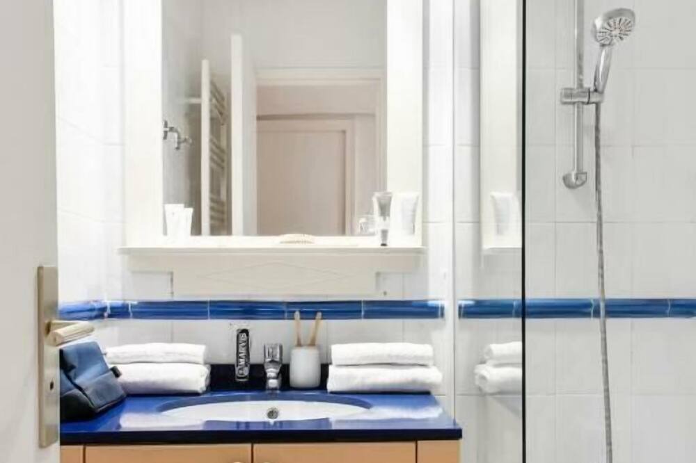 Photo of Bathroom in Menton