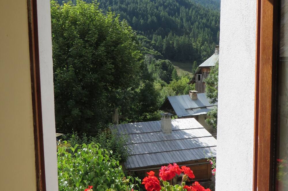 Photo of Patio Balcony in Saint-Paul-sur-Ubaye