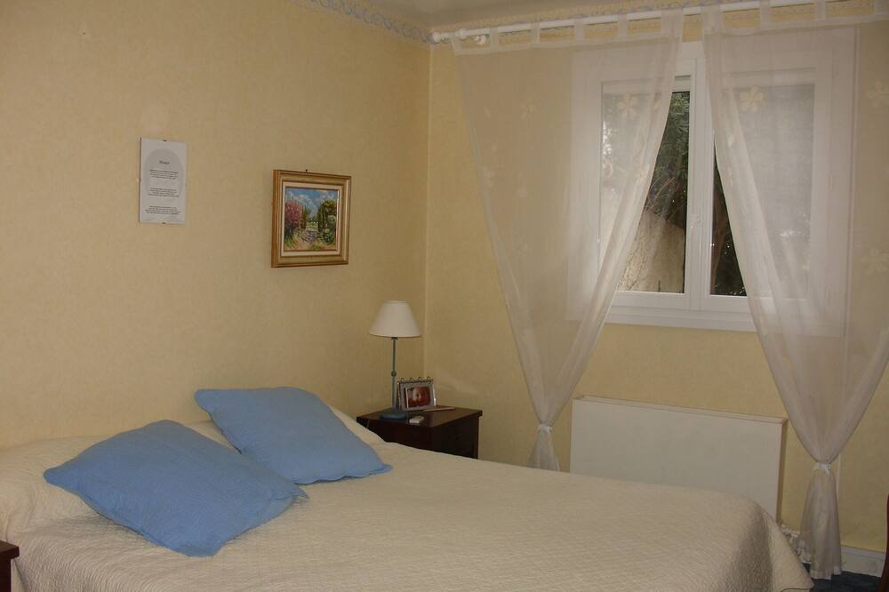 Photo of Bedroom in Palavas-les-Flots