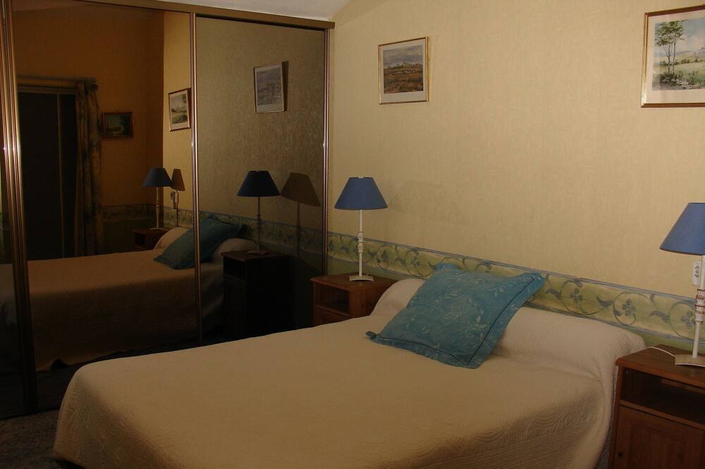 Photo of Bedroom in Palavas-les-Flots