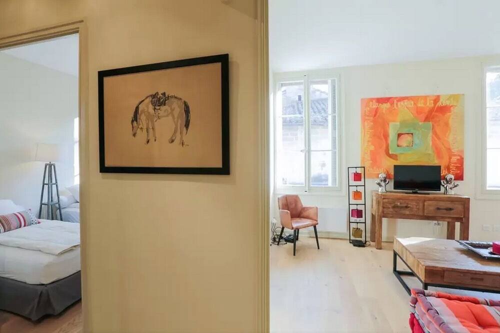Photo of Bedroom in Avignon City Centre