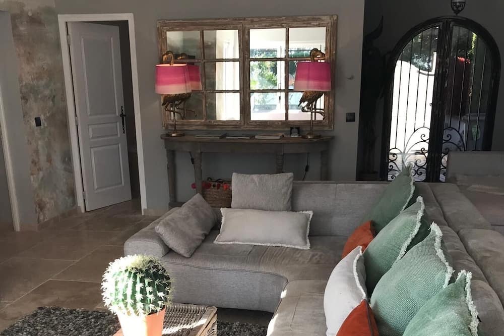 Photo of Livingroom in Les Restanques