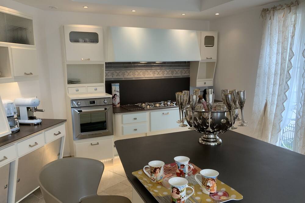 Photo of Kitchen in Carnot
