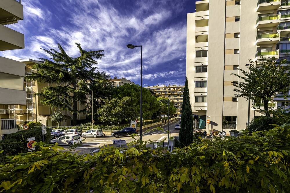 Photo of Others in Carnot