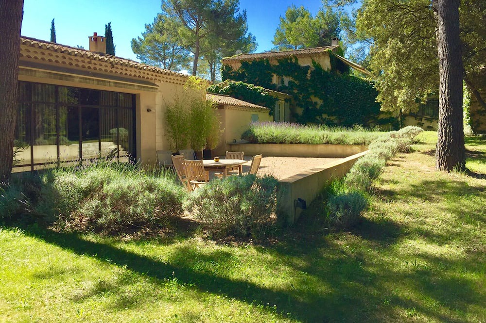 Photo of Outdoor in St.-Remy-de-Provence