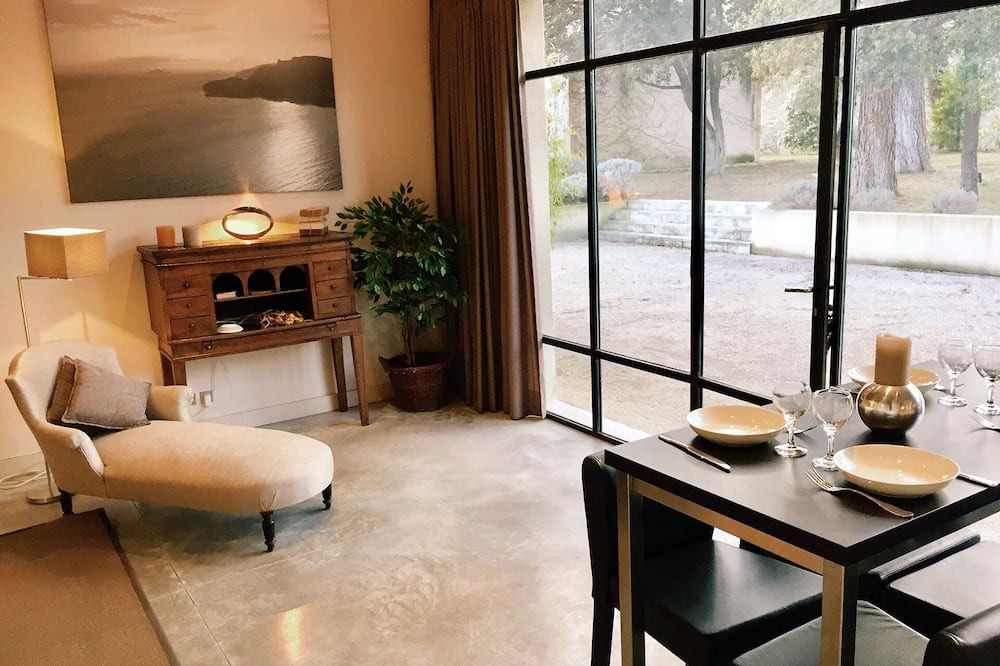 Photo of Livingroom in St.-Remy-de-Provence