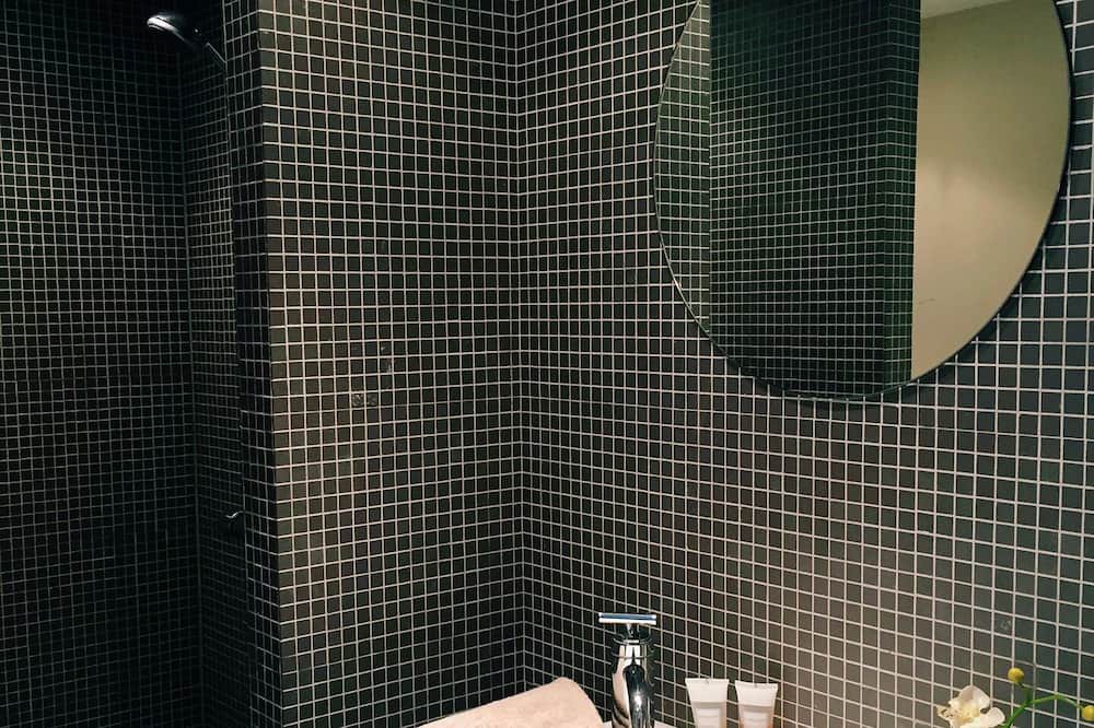 Photo of Bathroom in St.-Remy-de-Provence