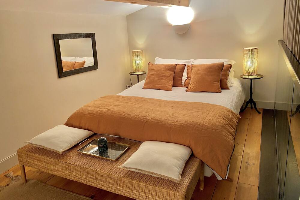 Photo of Bedroom in St.-Remy-de-Provence