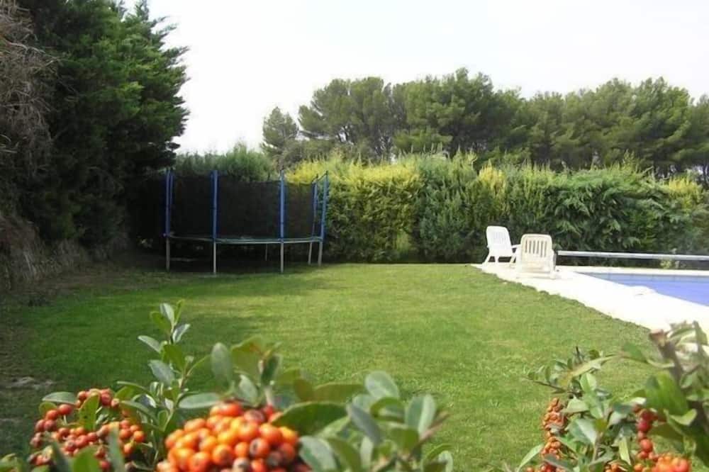 Photo of Outdoor in Cornillon-Confoux