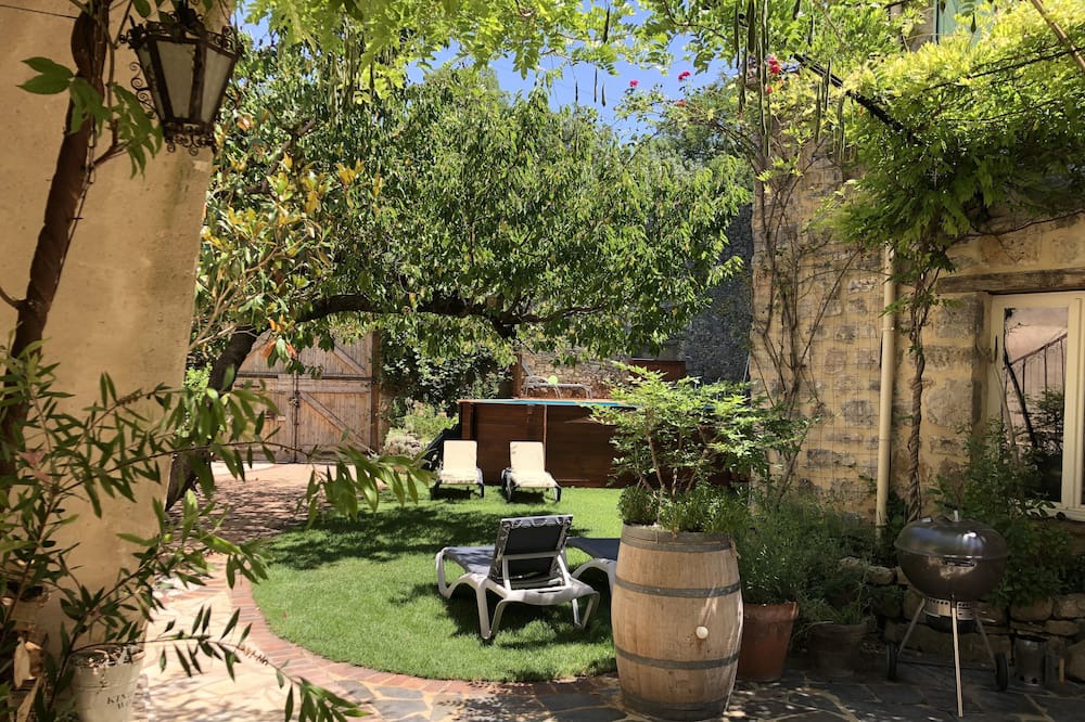Photo of Outdoor in Lagrasse