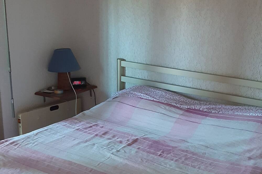 Photo of Bedroom in Six-Fours-les-Plages