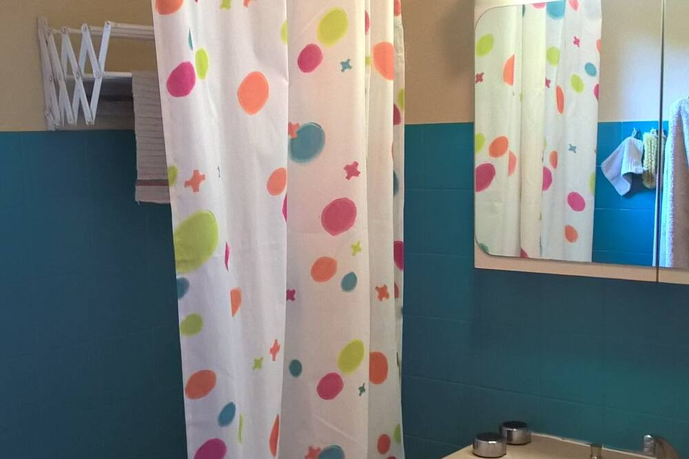 Photo of Bathroom in Six-Fours-les-Plages