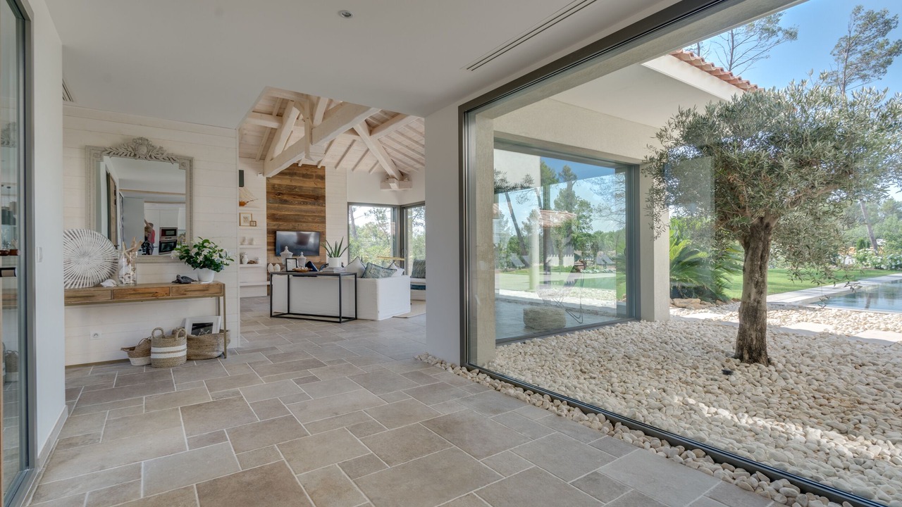 Photo of Outdoor in Tourrettes