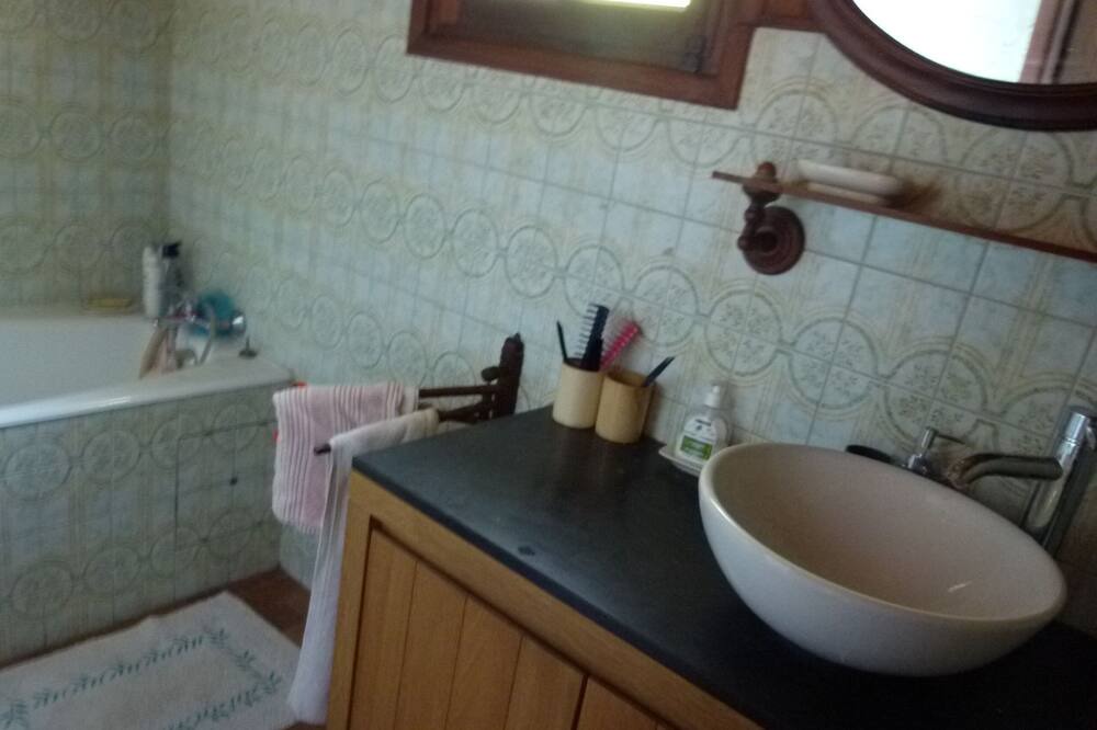 Photo of Bathroom in La Bollene-Vesubie