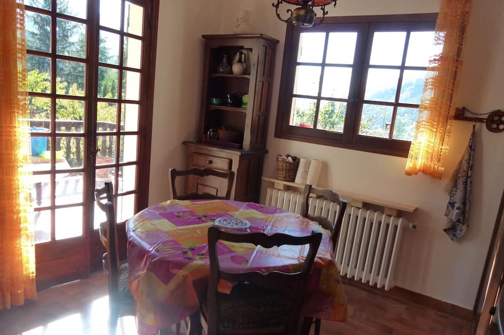 Photo of Kitchen in La Bollene-Vesubie