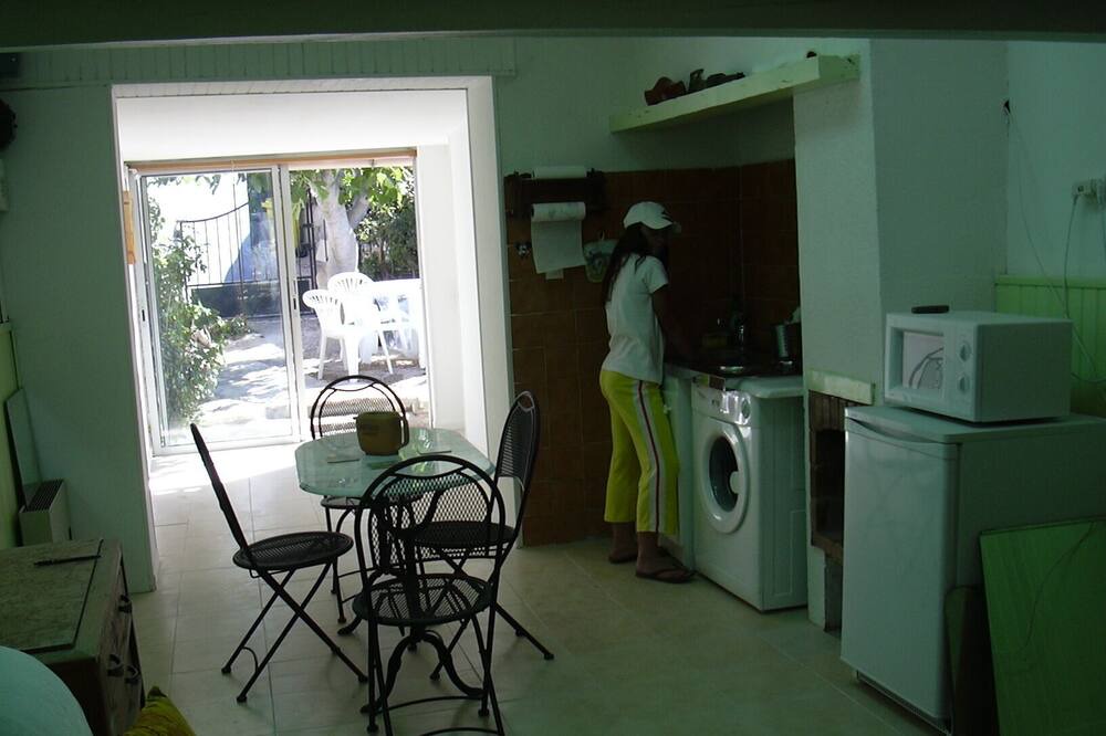 Photo of Kitchen in 8th Arrondissement