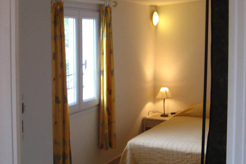 Photo of Bedroom in Les Lecques