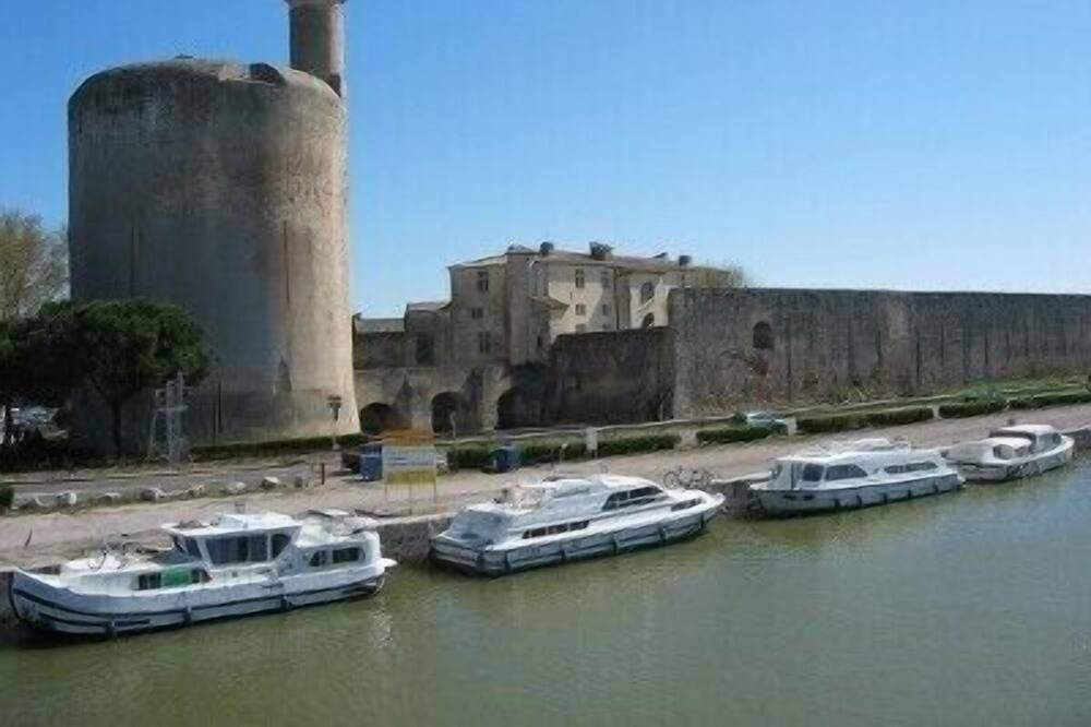 Photo of Others in Aigues-Mortes
